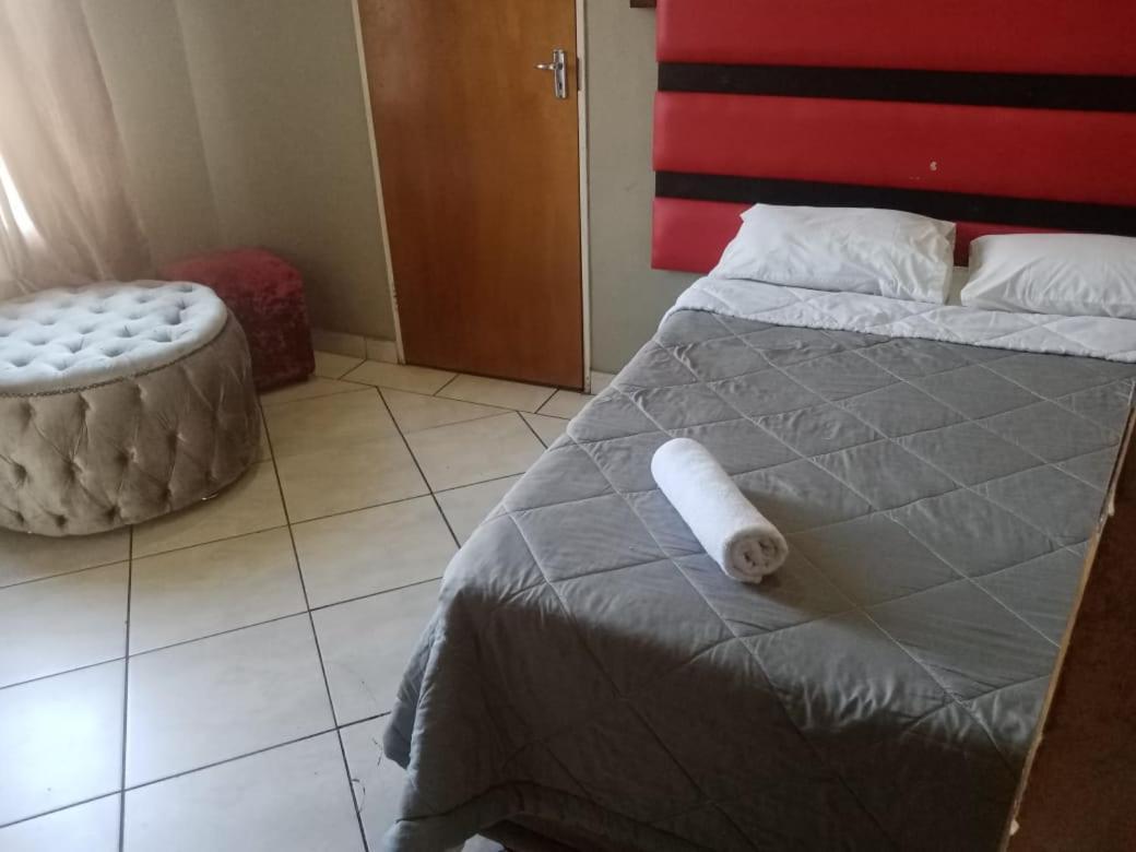 Ebony Guest House Претория Экстерьер фото